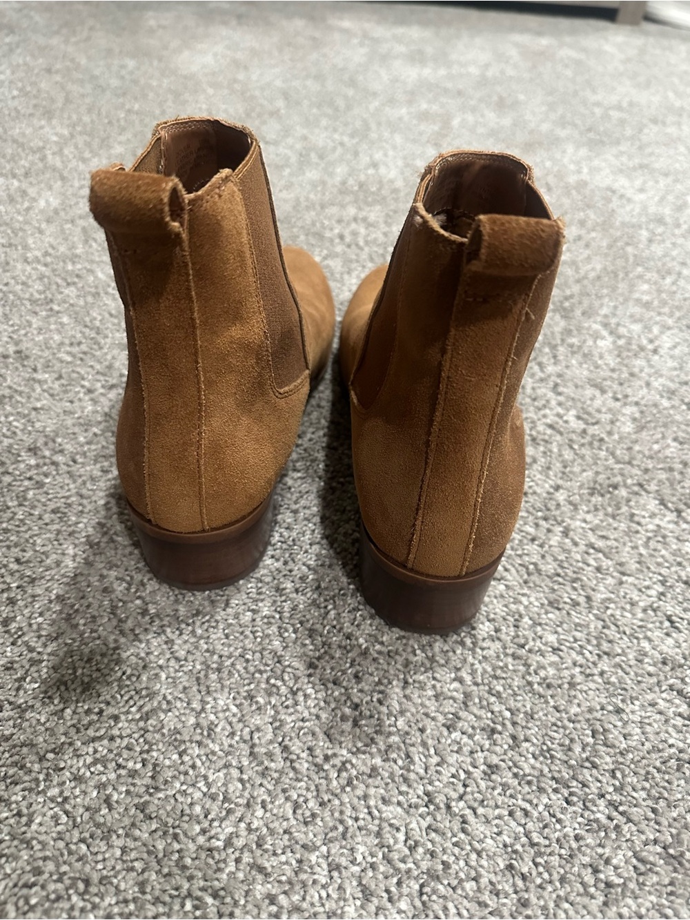 Steve Madden Women's Tan Suede Chelsea Booties - Picture 4 of 6
